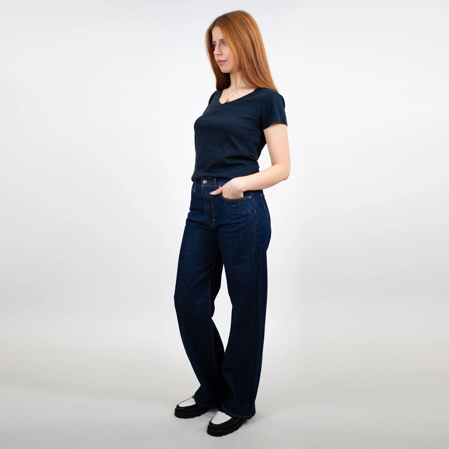 New Lily V-Neck Tee - Image 14