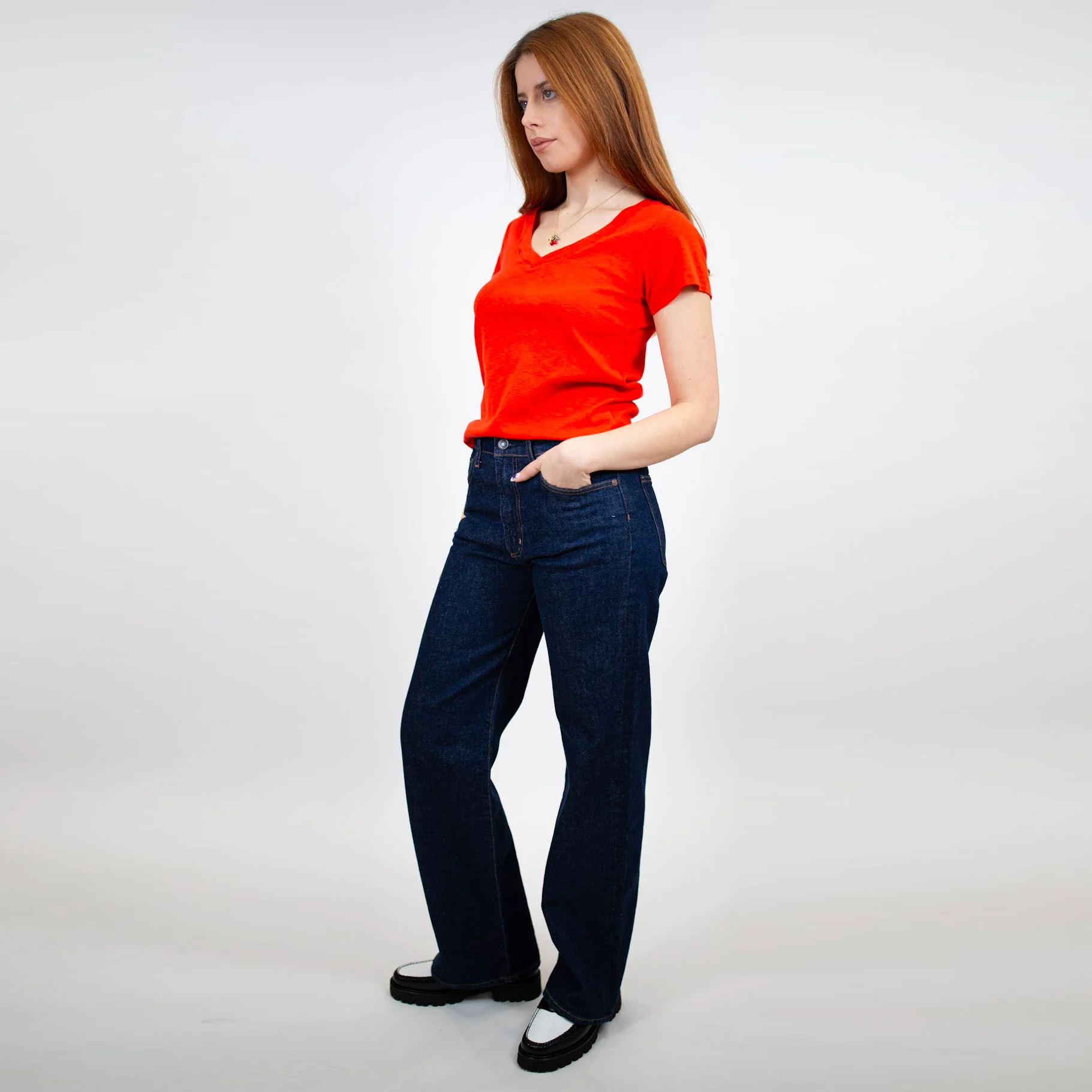 New Lily V-Neck Tee - Image 24