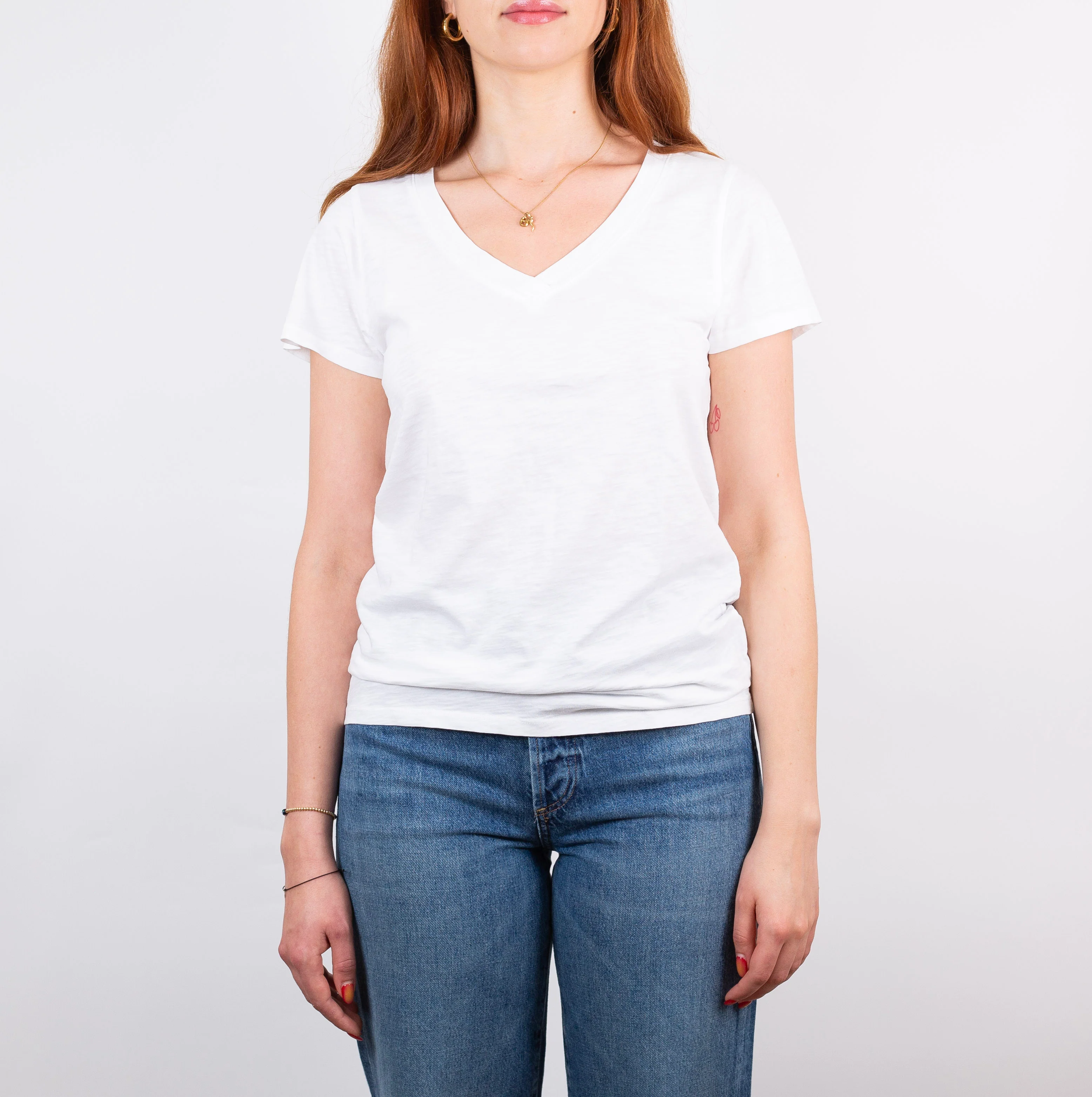 New Lily V-Neck Tee - Image 31